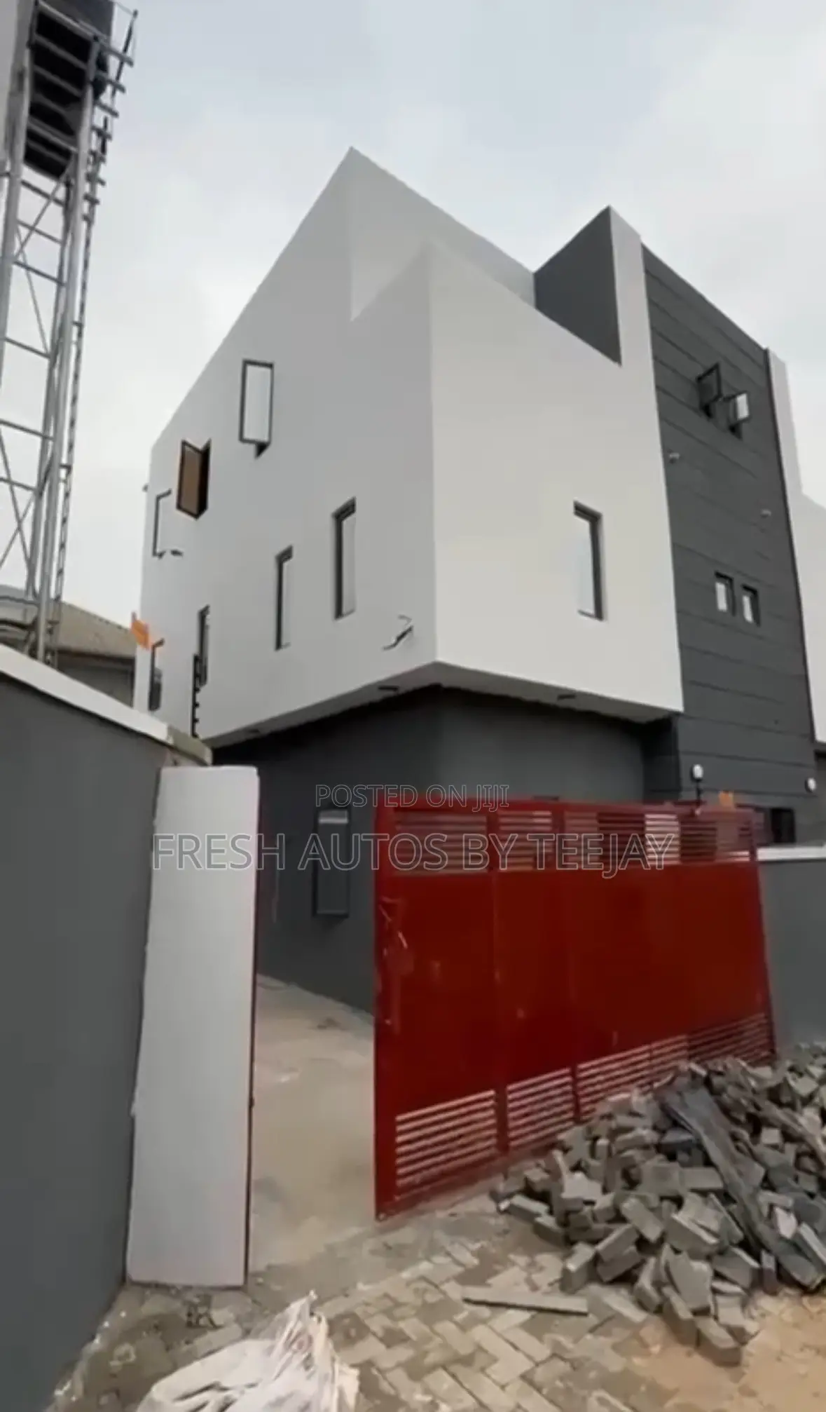 4bdrm Duplex in Gate Way Estate for sale in Magodo