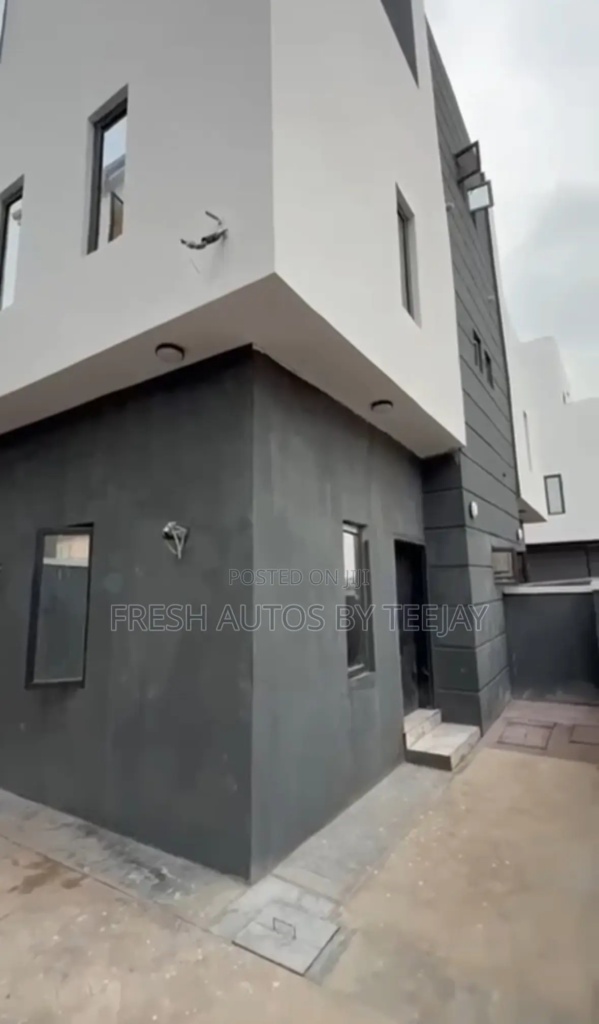 4bdrm Duplex in Gate Way Estate for sale in Magodo