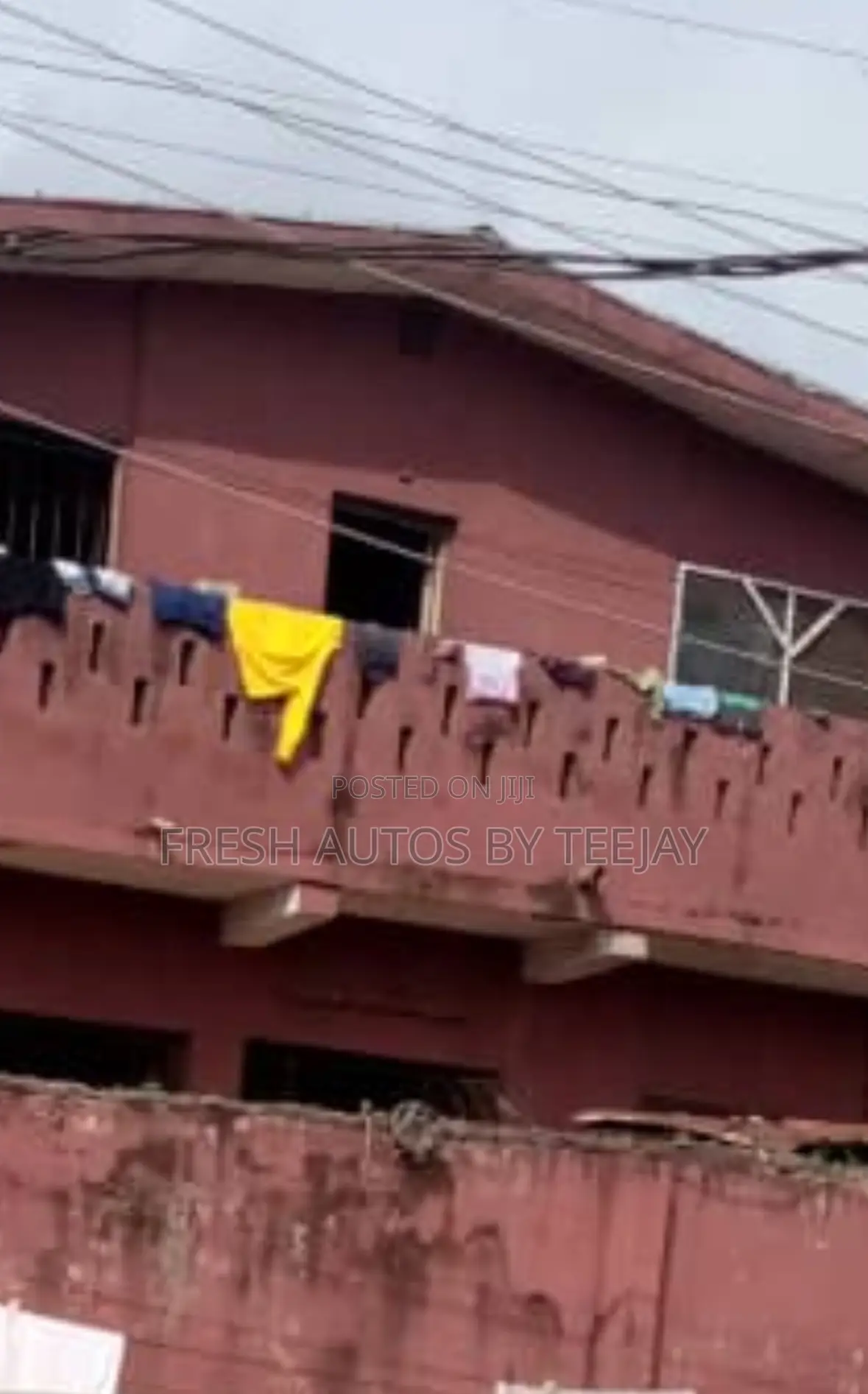 A Land With Old Storey Building in Magodo for Urgent Sale. in Magodo Isheri