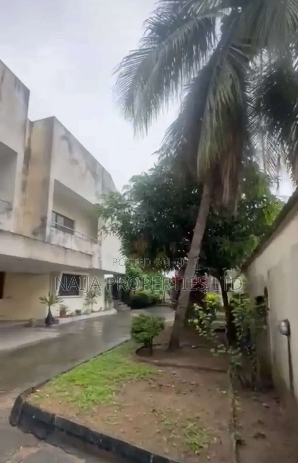 6 Bedroom Detached Duplex On 1200sqm At Victoria Island For Lease in Victoria Island