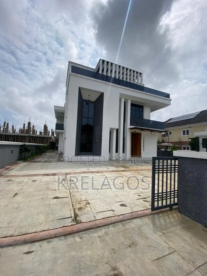 5bdrm Duplex in Royal Garden, Off Lekki-Epe Expressway for sale in Off Lekki-Epe Expressway