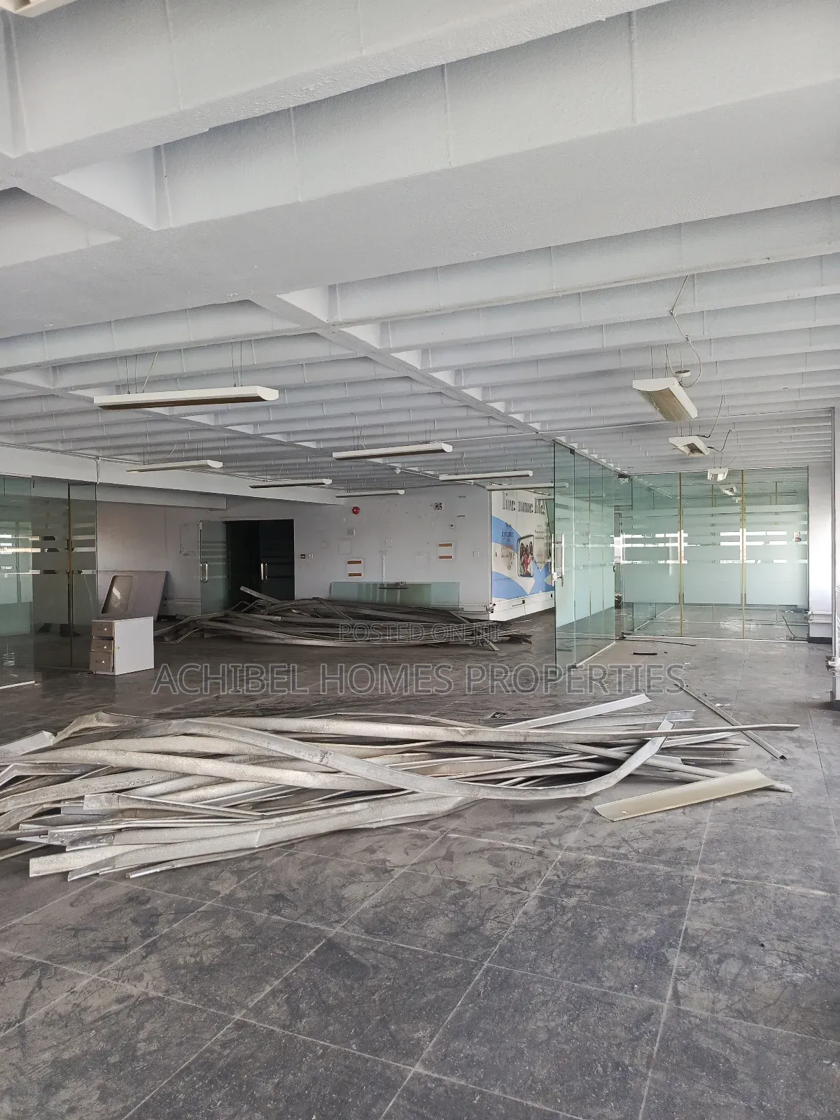 A 300 Square Meter Office Space in Lagos Island / Lagos Island
