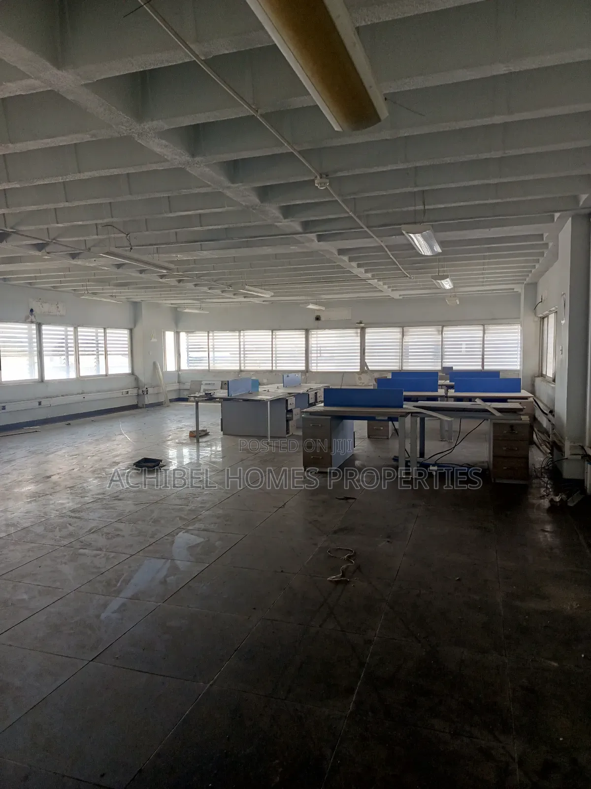 A 300 Square Meter Office Space in Lagos Island / Lagos Island