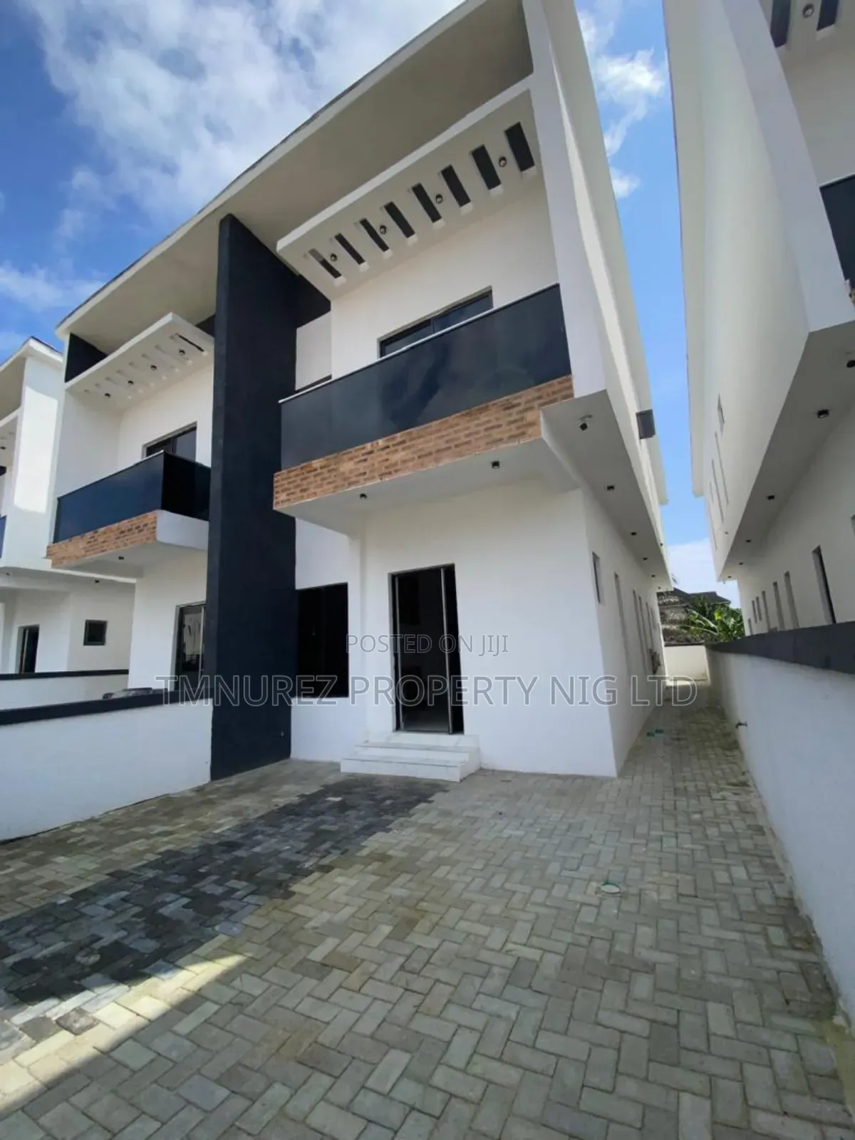 Shop for Rent at Sangotedo Ajah in Ajah