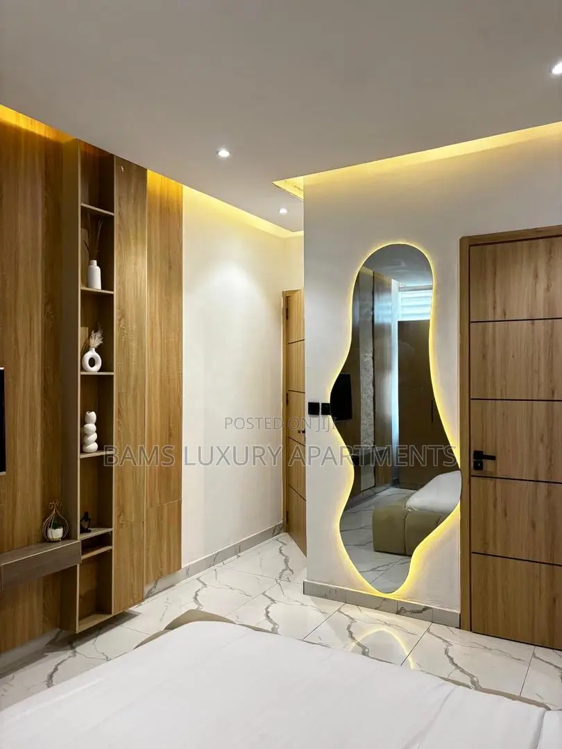 2 Beds Shortlet at Lekki Phase 1 in Lekki Phase 1