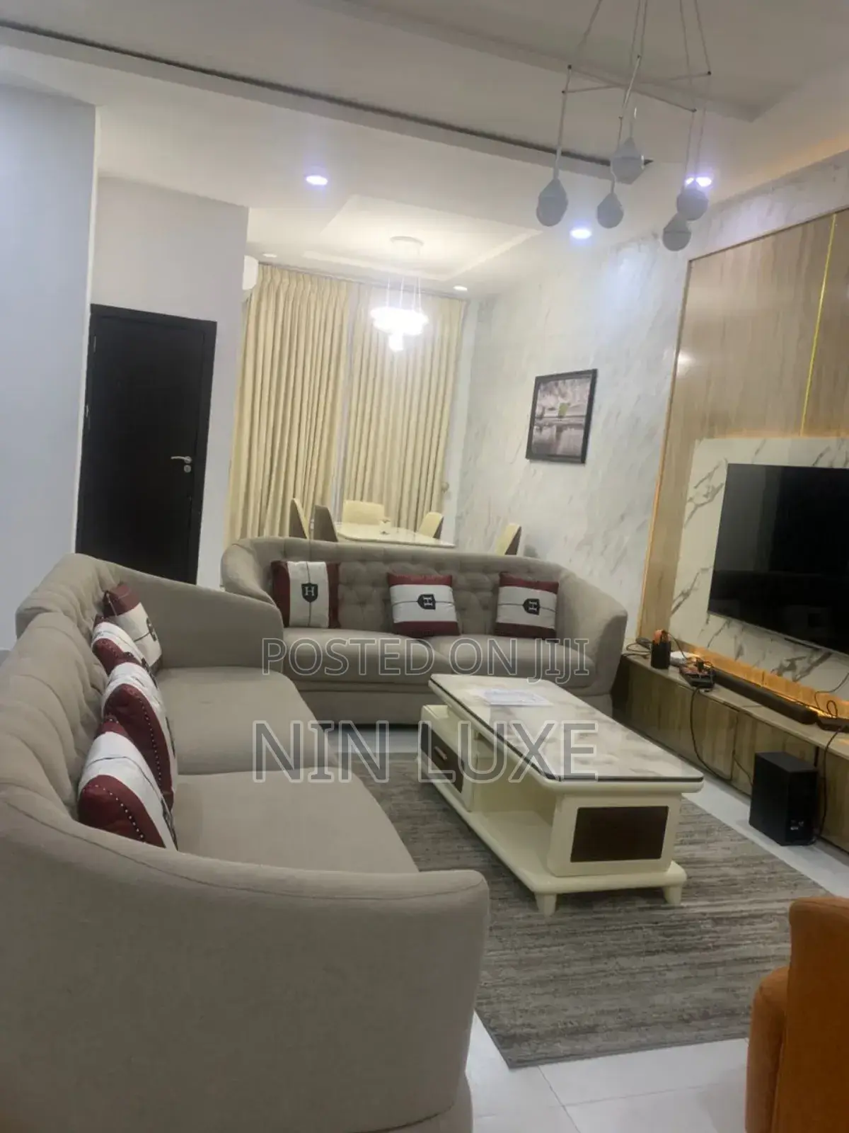Exclusive Beautifully Serviced 4bedroom Apartment. in Lekki