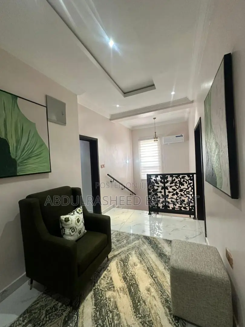 Brand New Luxury 3 Bedroom Apartment in Ikeja GRA