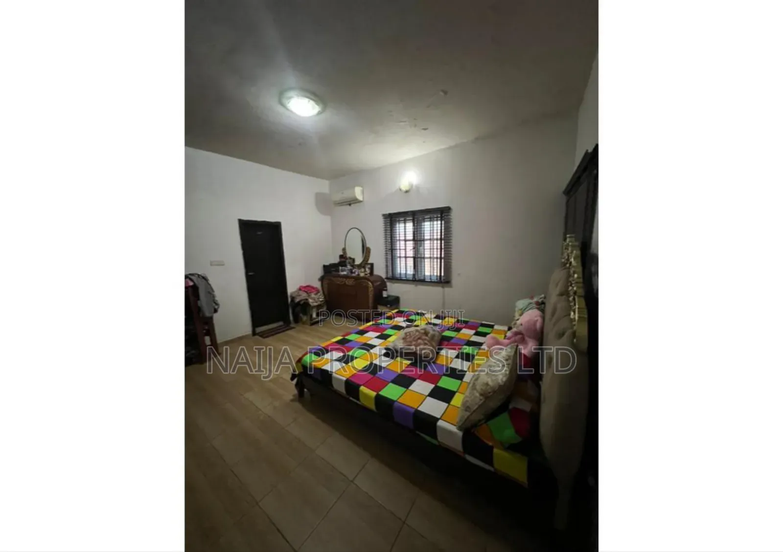 2bdrm Apartment in Igboefon, Lekki for sale in Lekki