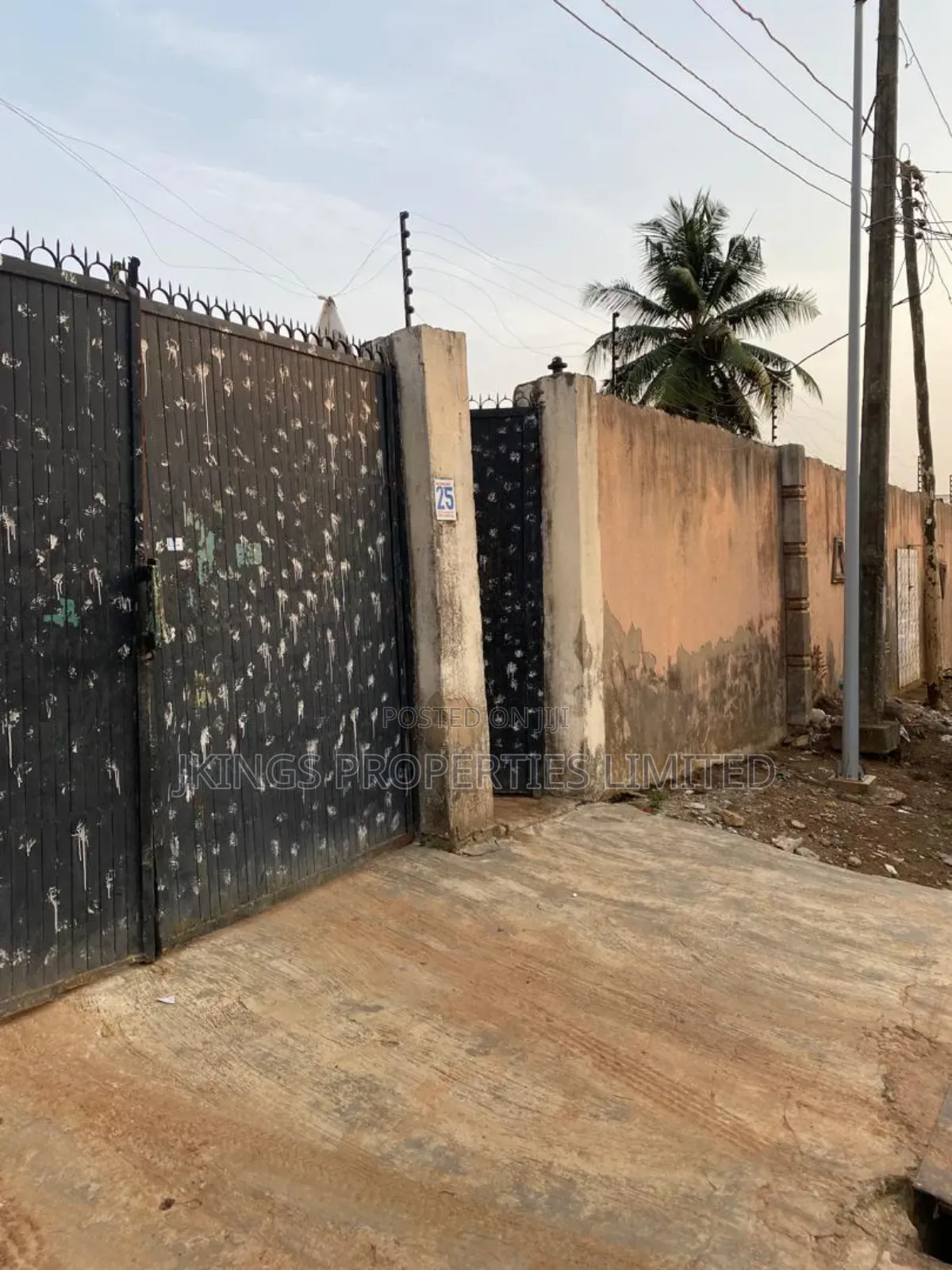 3bdrm Block of Flats in Ijesha for sale in Ijesha