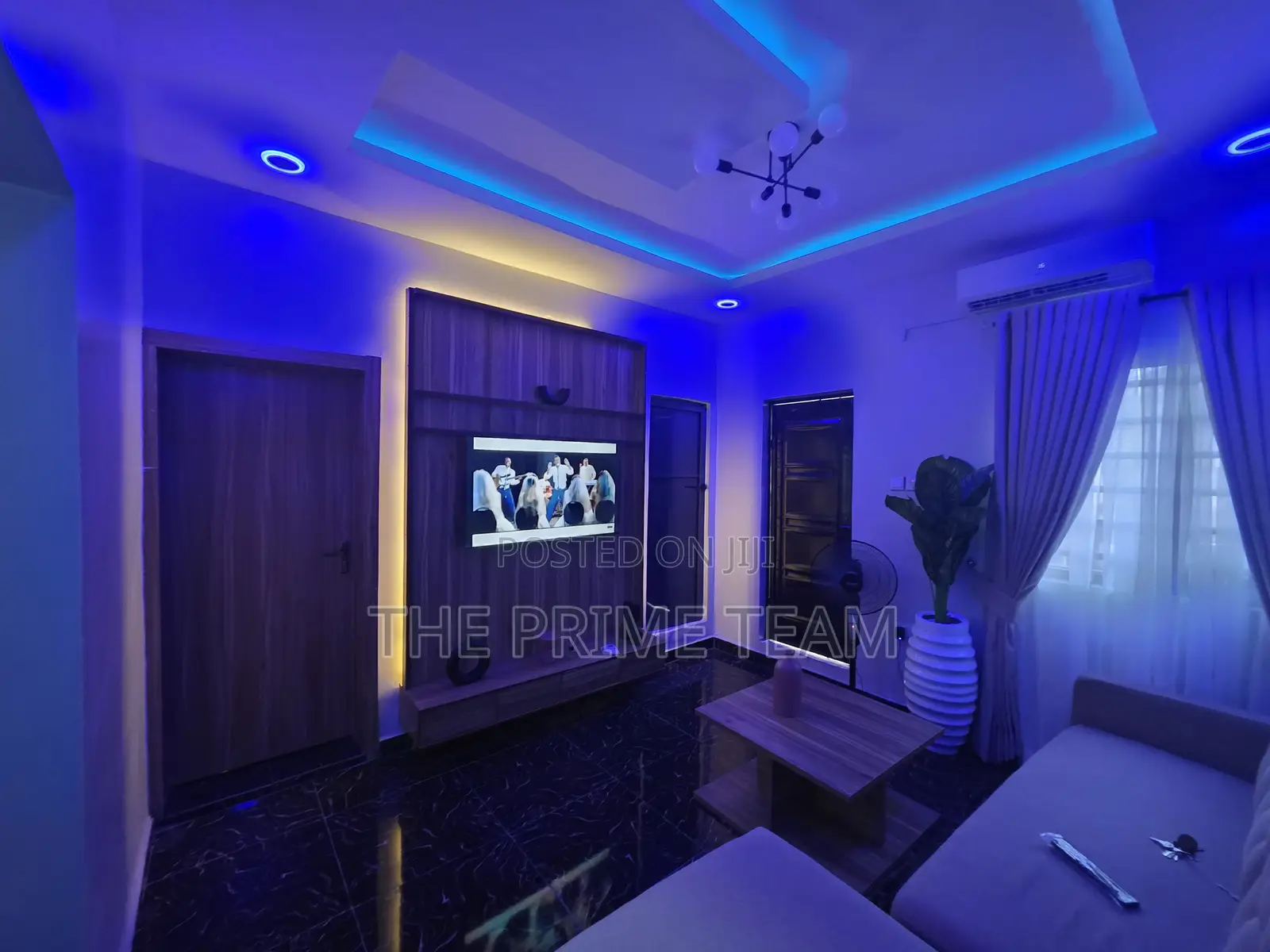 Prime Gold Mini-Flat Apartment in Alagomeji