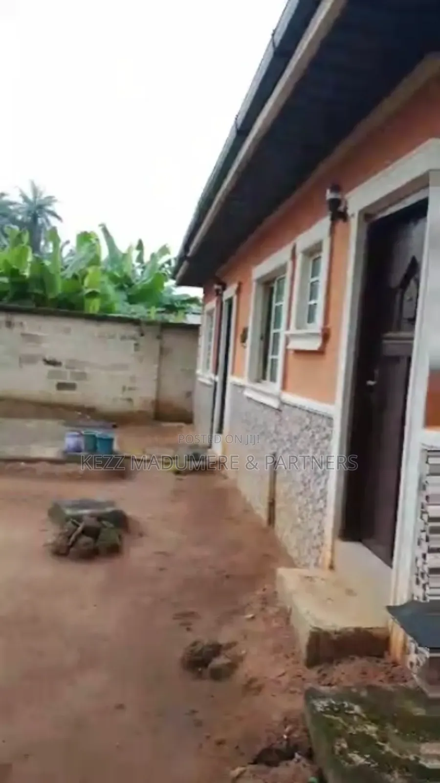 5bdrm Bungalow in Ohokobe Afaraukwu for sale in Umuahia