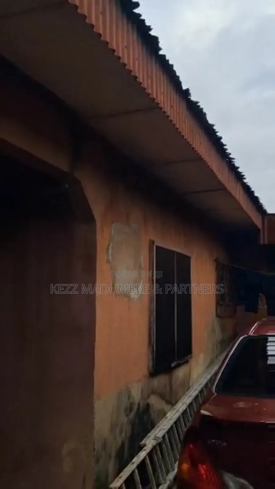 6bdrm Bungalow in World Bank Estate, for sale in Umuahia