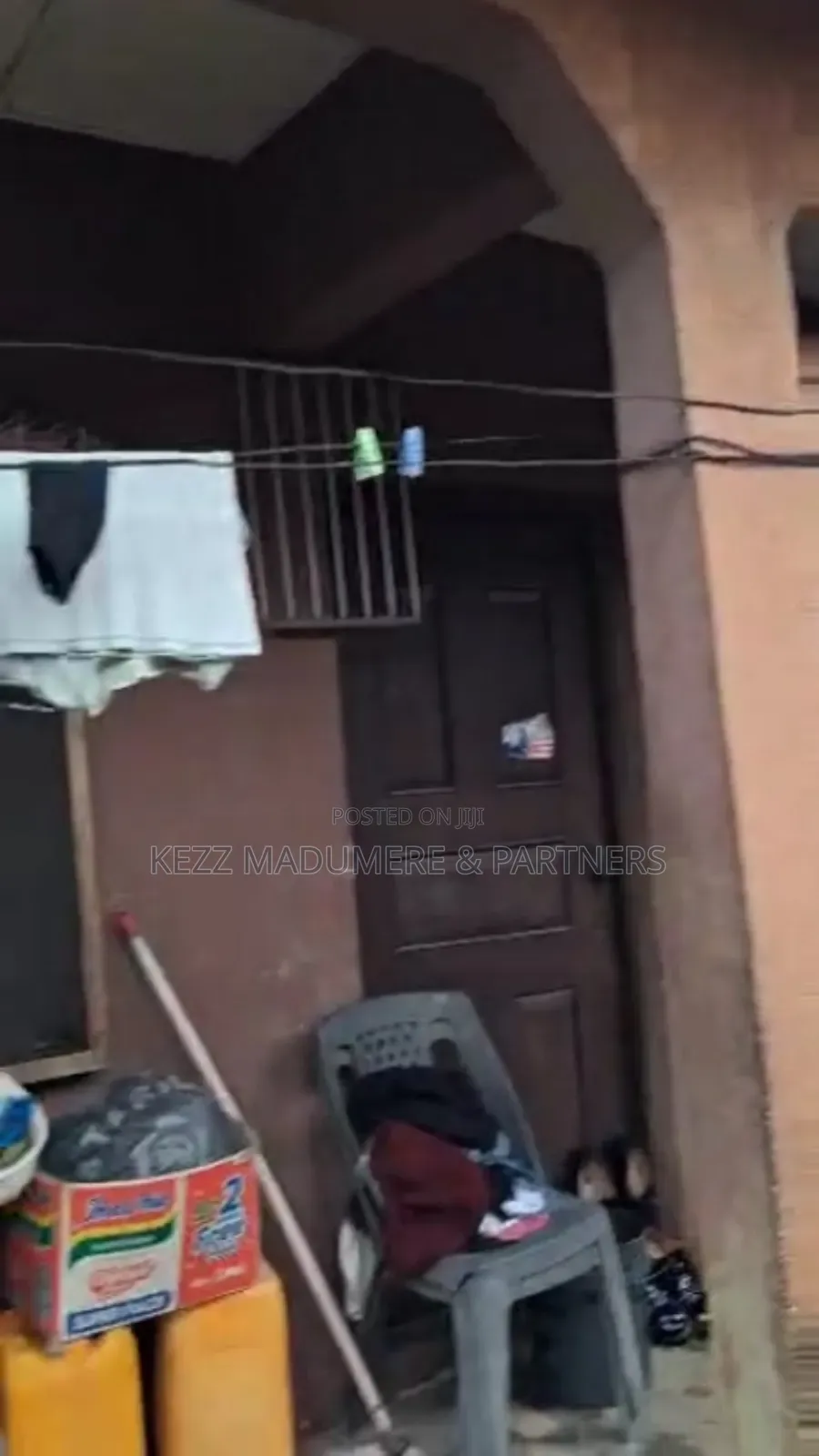 6bdrm Bungalow in World Bank Estate, for sale in Umuahia