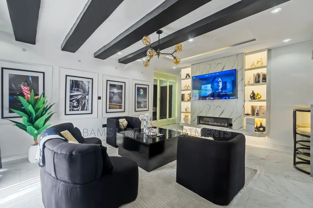 Neat One Bedroom Apartment at Lekki Phase 1 in Lekki Phase 1