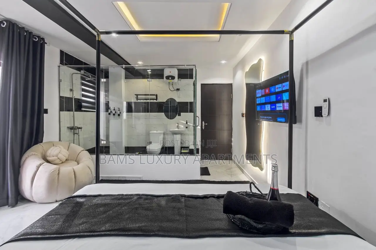 Neat One Bedroom Apartment at Lekki Phase 1 in Lekki Phase 1