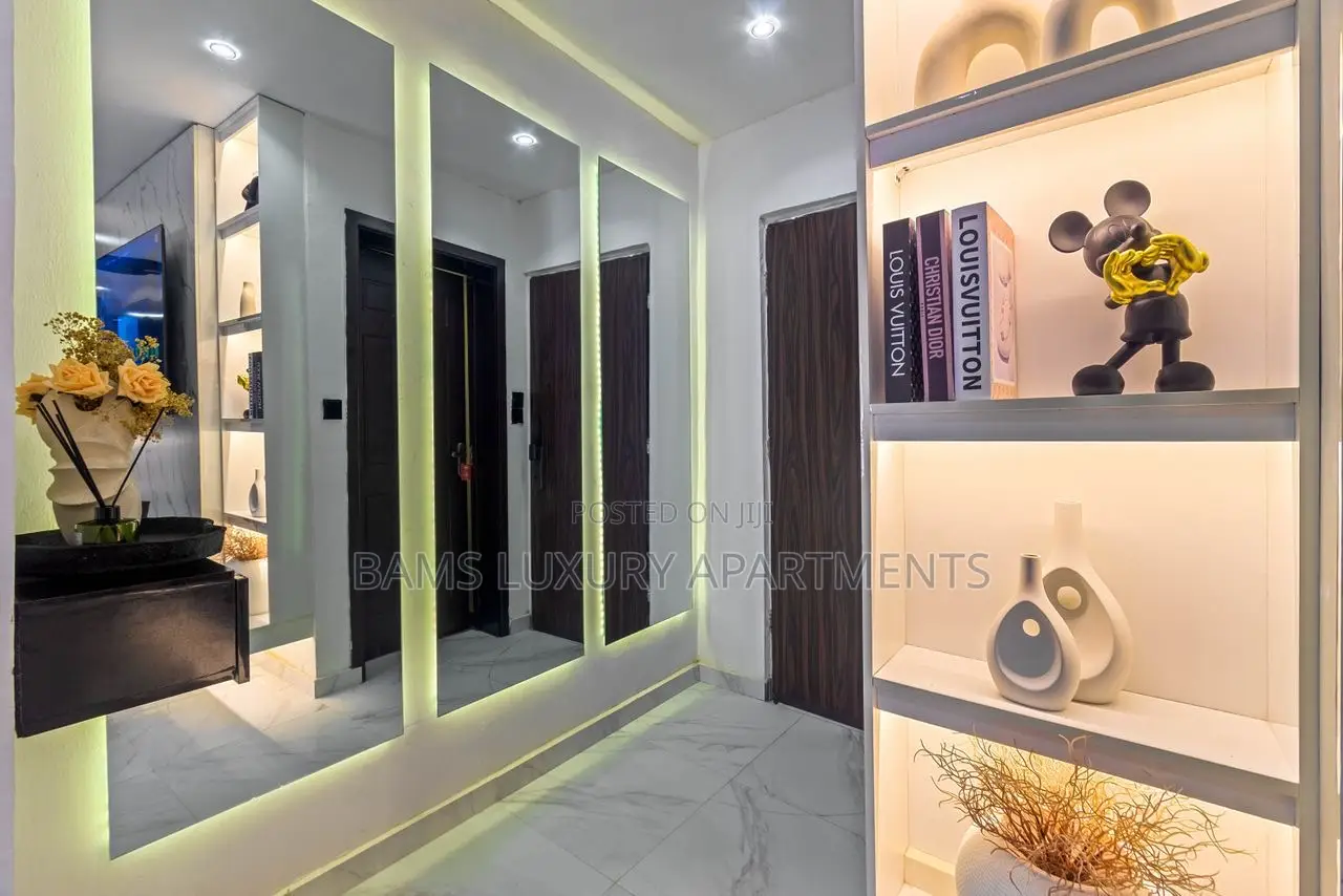 Neat One Bedroom Apartment at Lekki Phase 1 in Lekki Phase 1