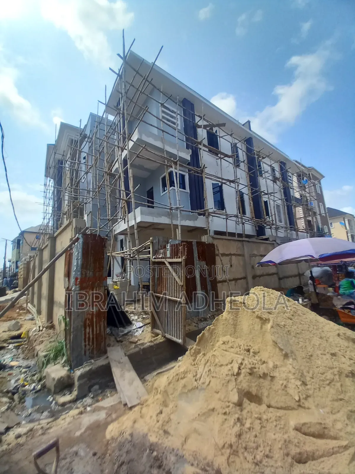 4bdrm Duplex in Off Apapa Road, Ebute Metta for sale in Ebute Metta
