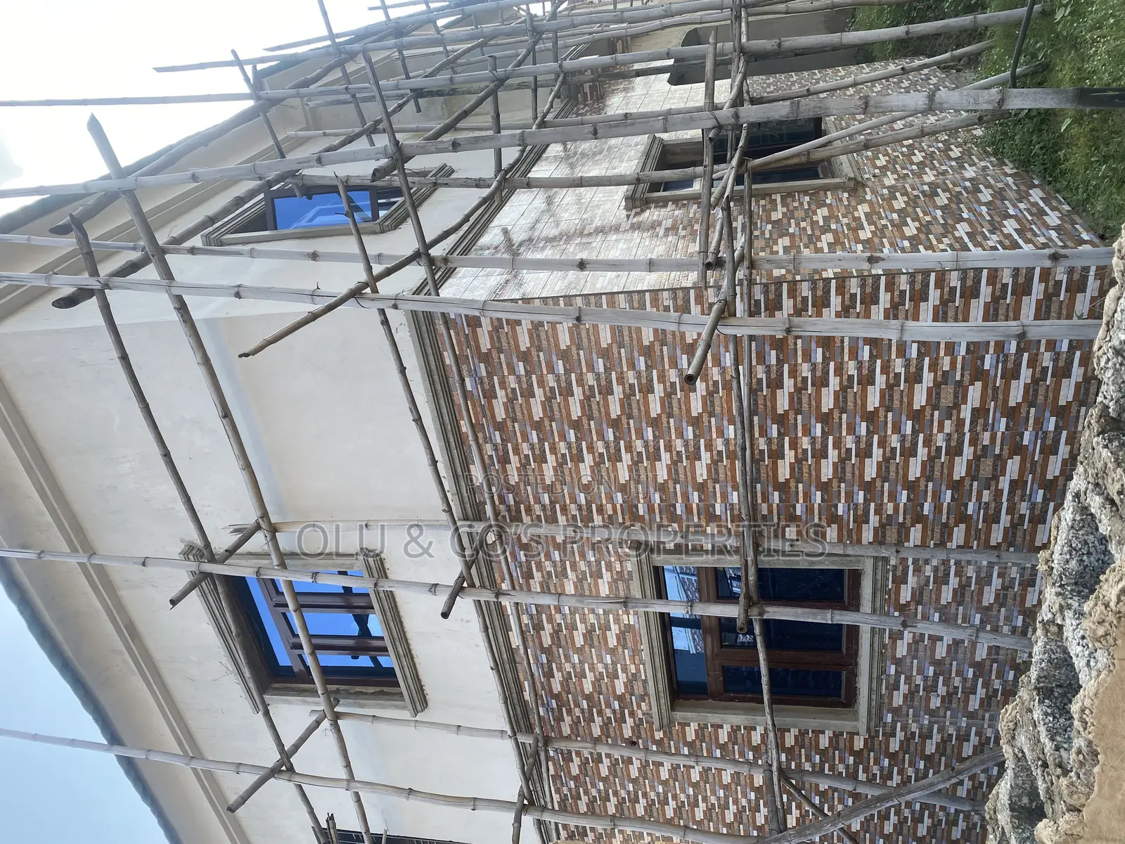 4bdrm Block of Flats in Csr Estate, Lugbe District for sale in Lugbe District