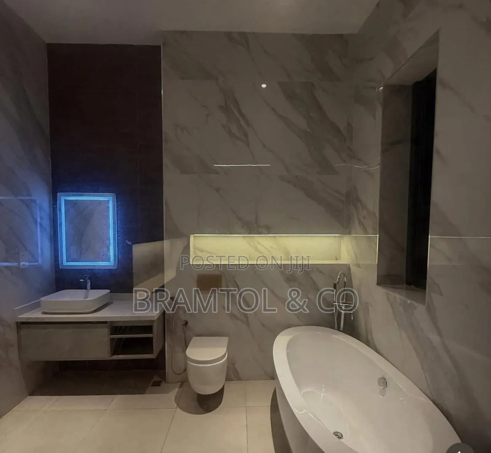 5bdrm Duplex in Katampe Extension for sale in Katampe Extension