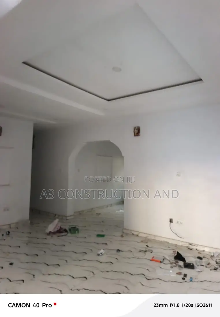 3bdrm Block of Flats in Bobby Olofa, Akobo for rent in Akobo