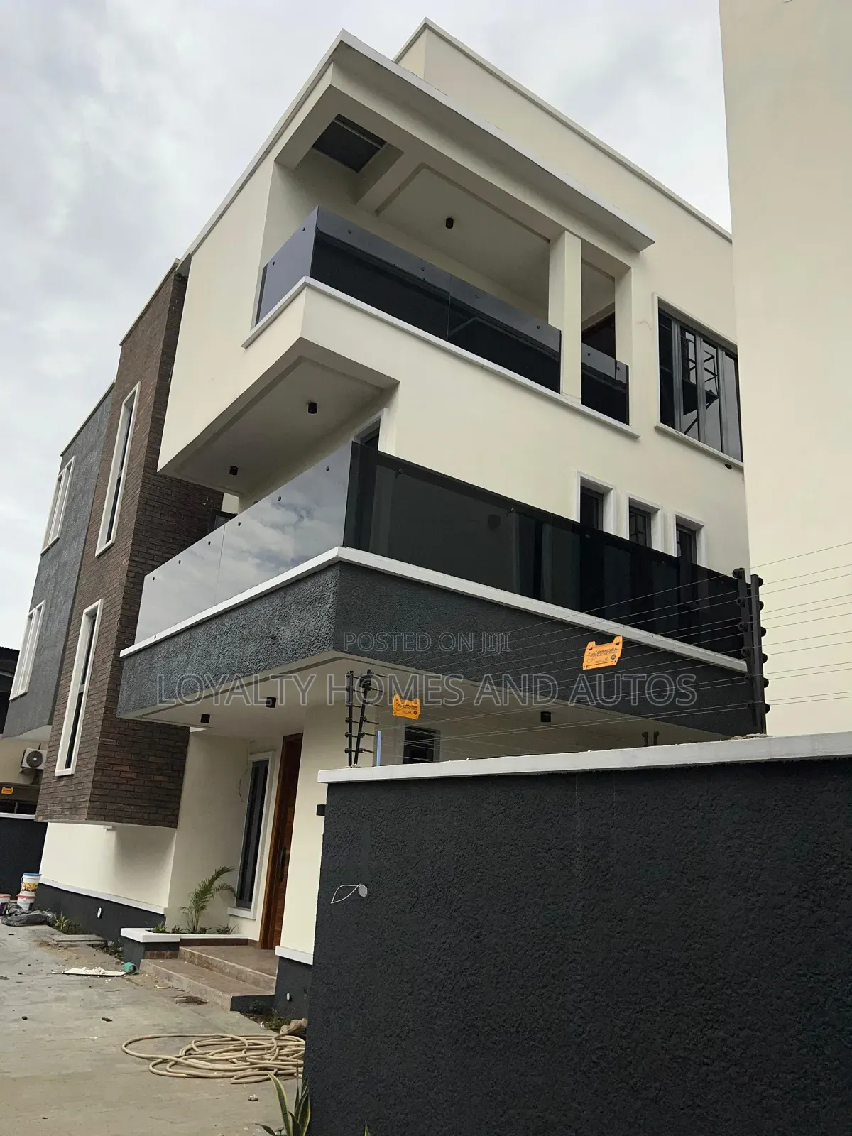 Furnished 5bdrm Duplex in Adeniyi Jones for sale in Adeniyi Jones