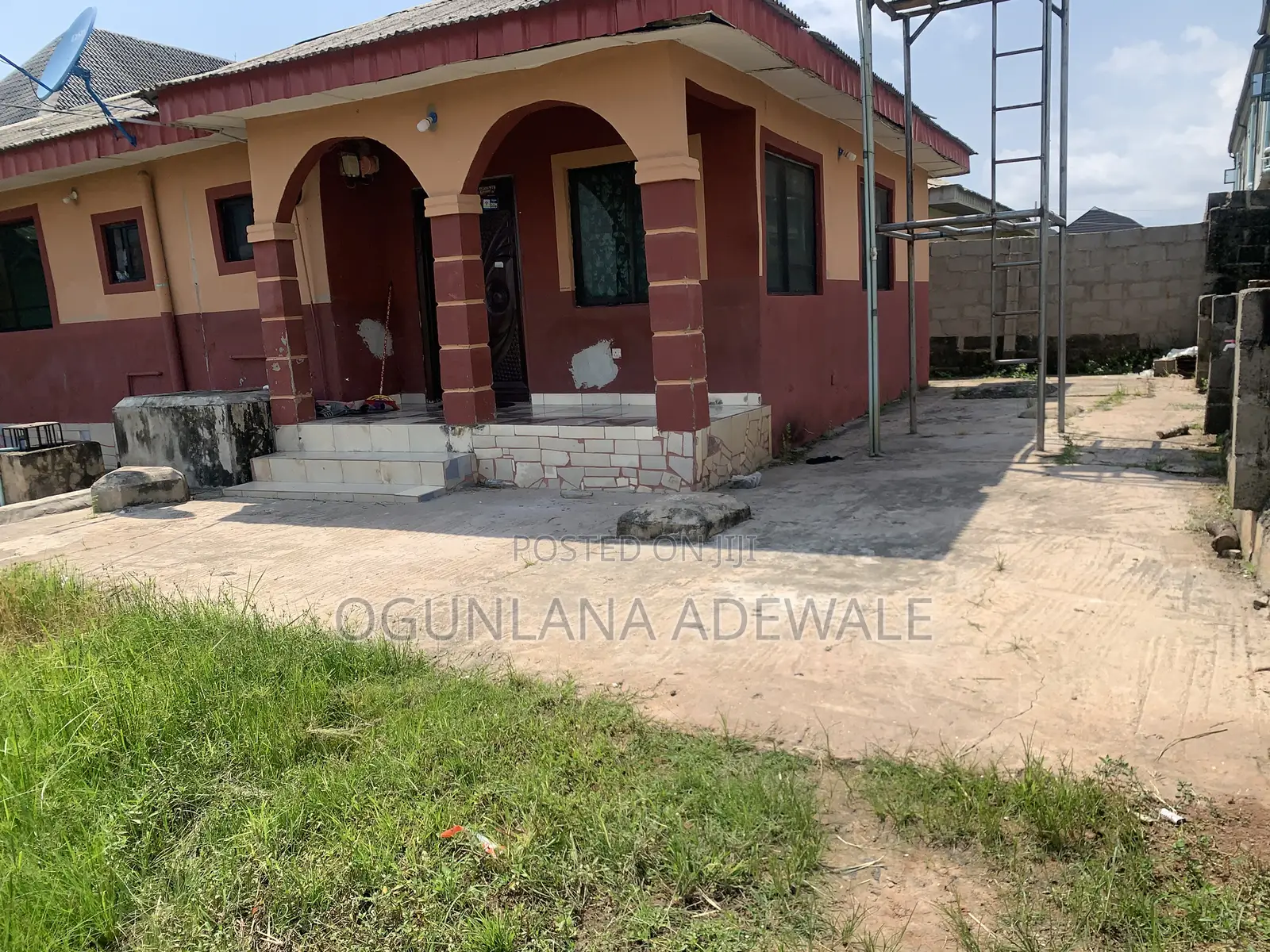 3bdrm Apartment in Ijeododo, Ijegun for sale in Ijegun