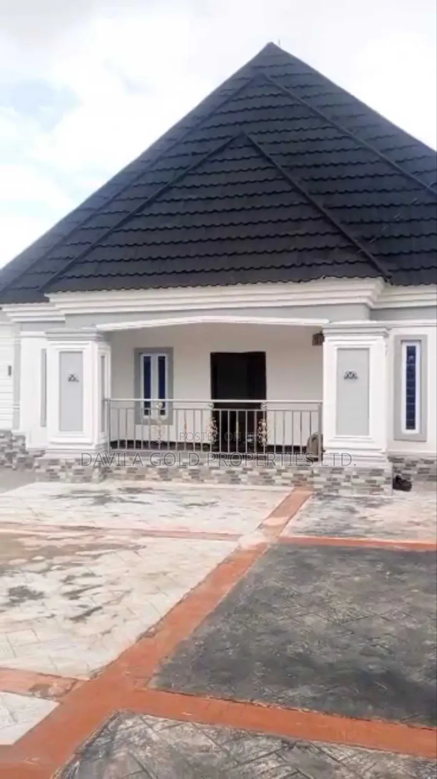 4bdrm Bungalow in Benin City for sale in Benin City