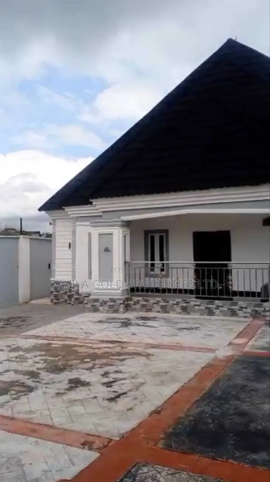 4bdrm Bungalow in Benin City for sale in Benin City