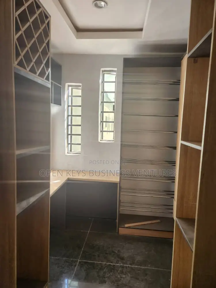 Furnished 4bdrm Duplex in Adenuga Street, Bodija for sale in Bodija