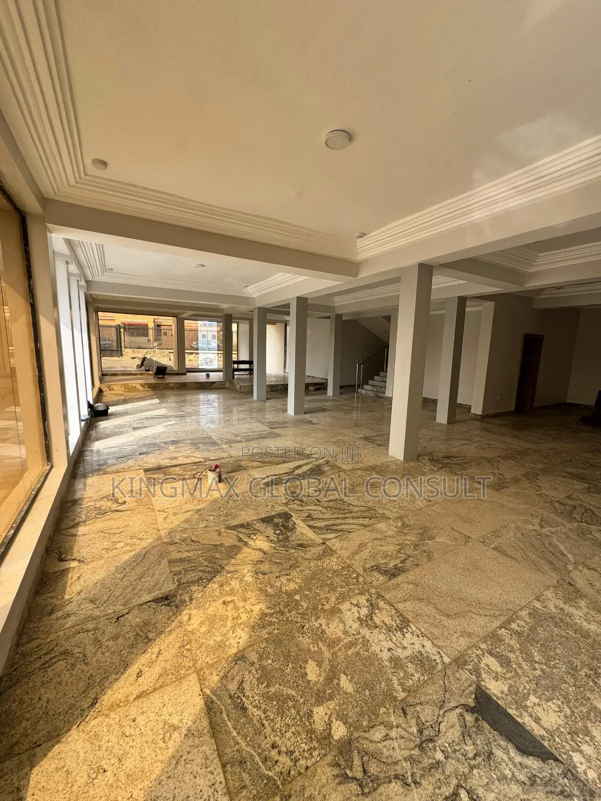 Just Listed for Sale !! Presenting a Prestigious Commercial Property in Wuse
