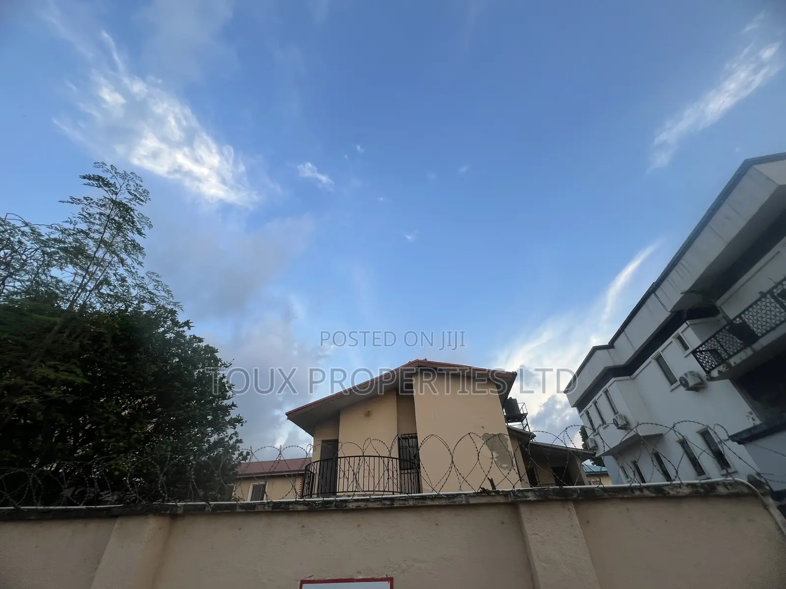 5bdrm Duplex in Garki 2 for sale in Garki 2