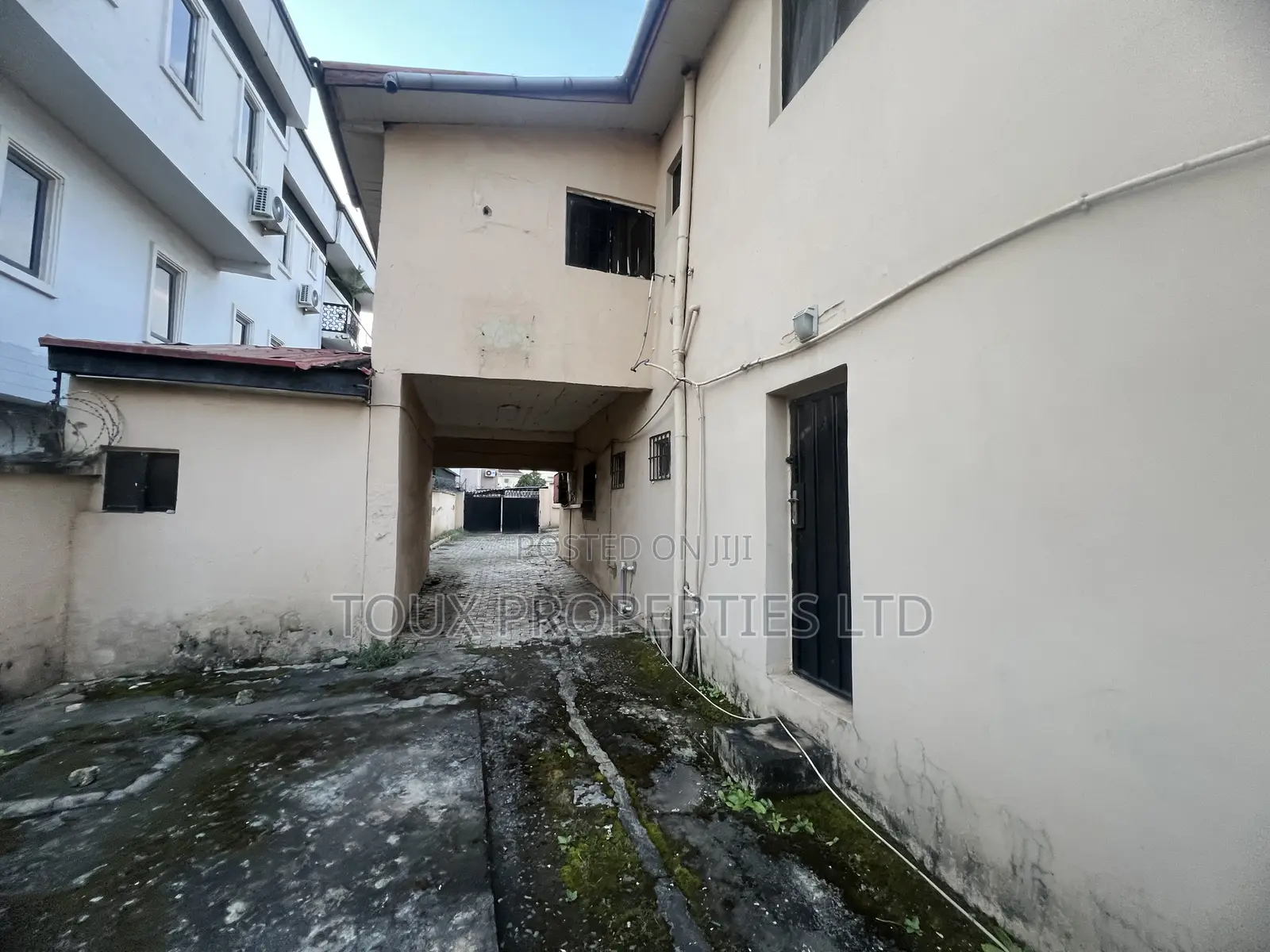 5bdrm Duplex in Garki 2 for sale in Garki 2