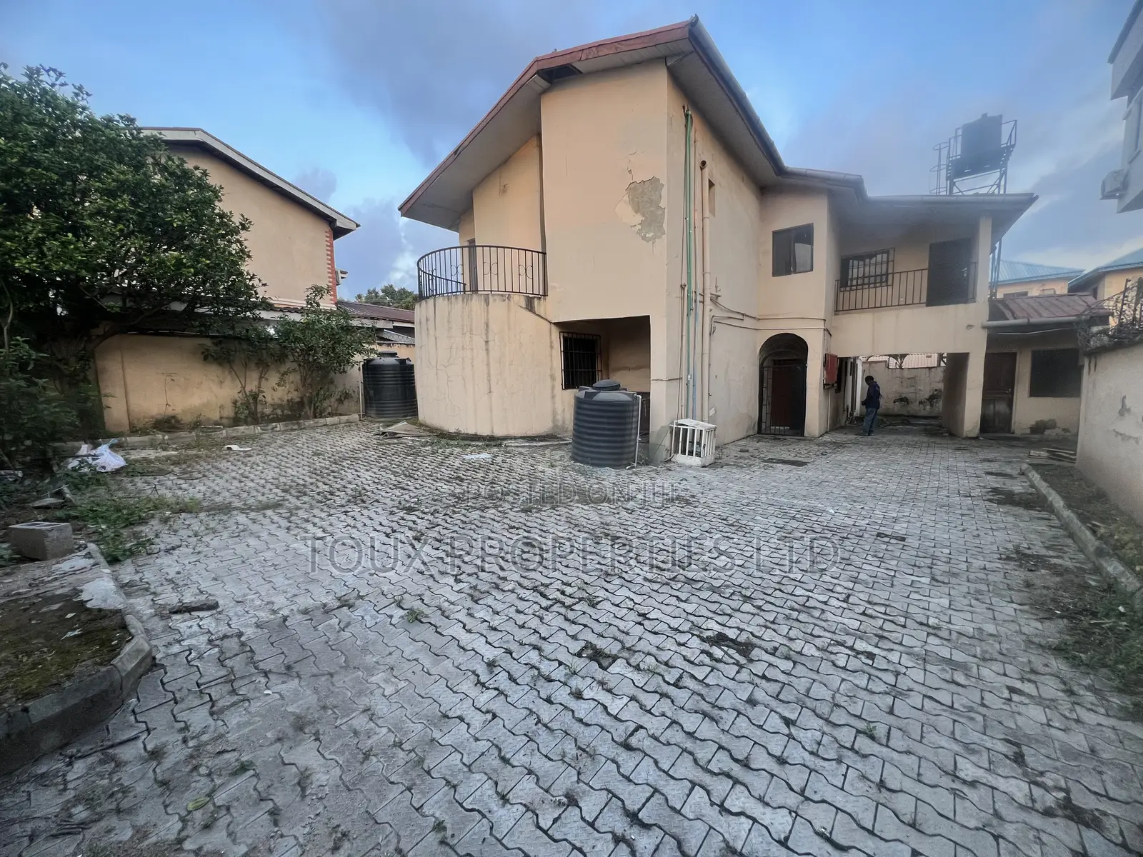 5bdrm Duplex in Garki 2 for sale in Garki 2