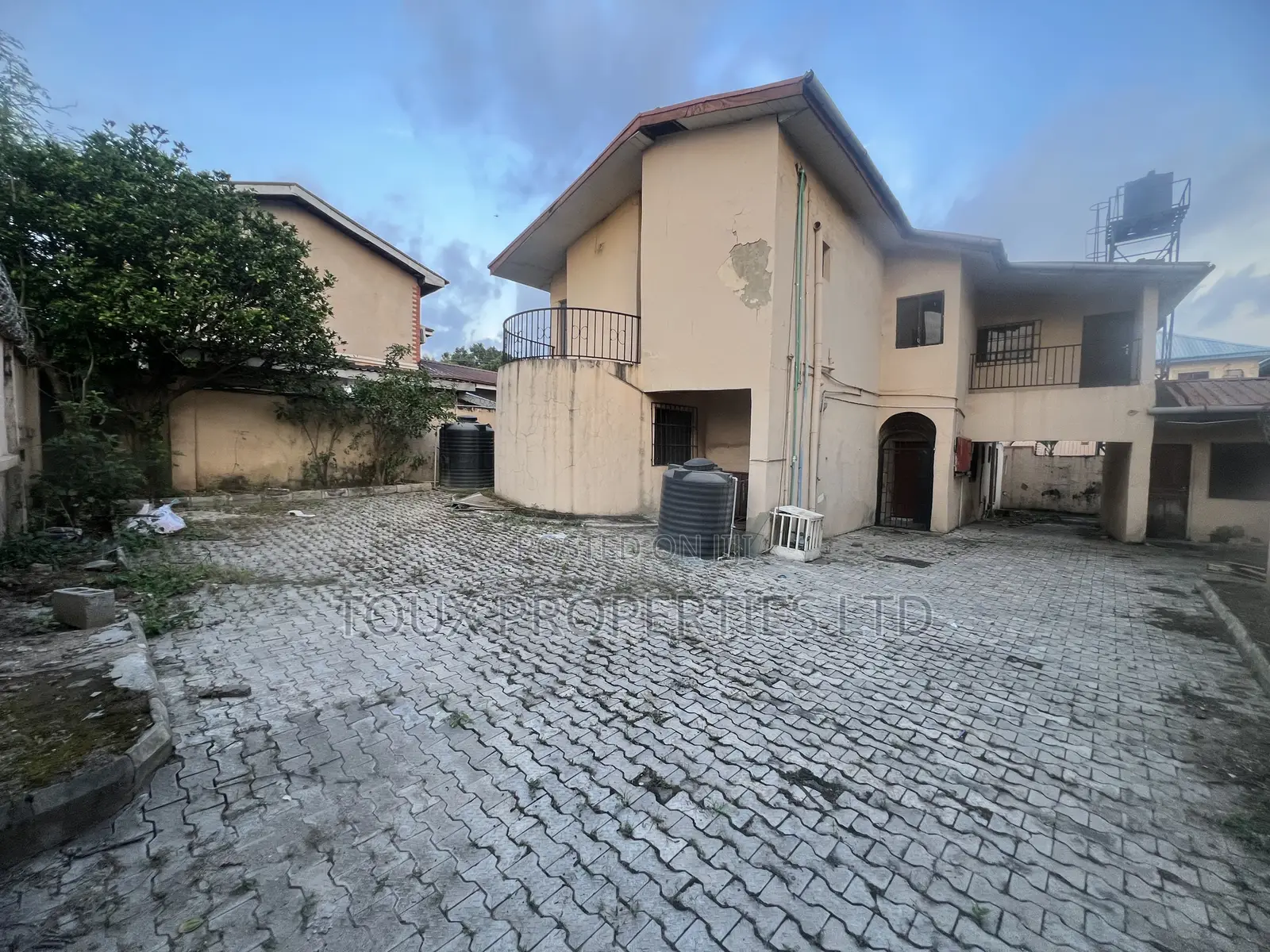 5bdrm Duplex in Garki 2 for sale in Garki 2