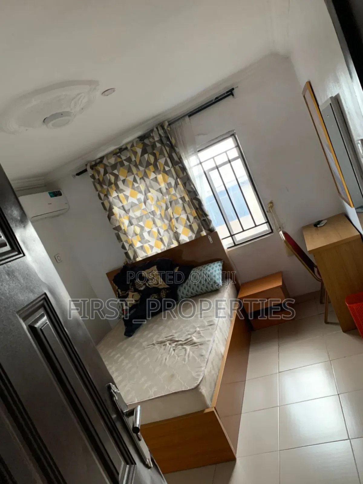 Furnished 12bdrm Apartment in Orita Challenge for sale in Ibadan