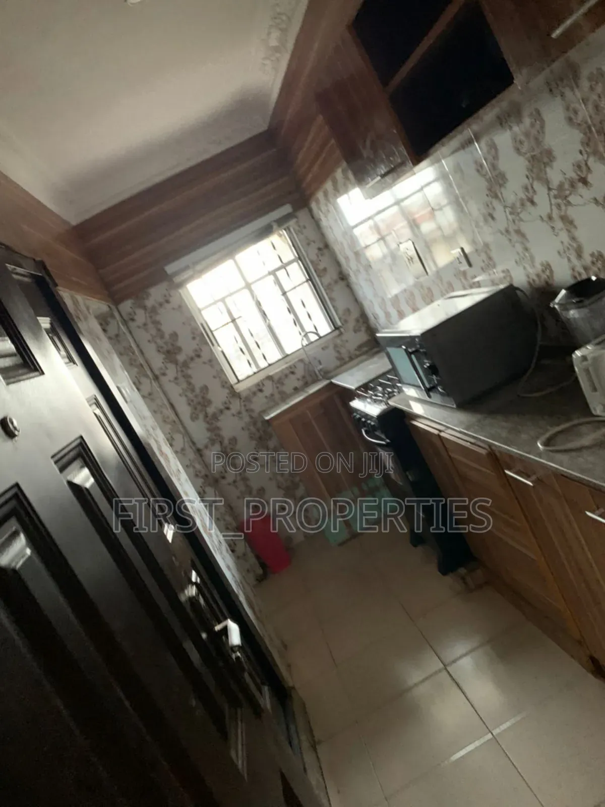 Furnished 12bdrm Apartment in Orita Challenge for sale in Ibadan