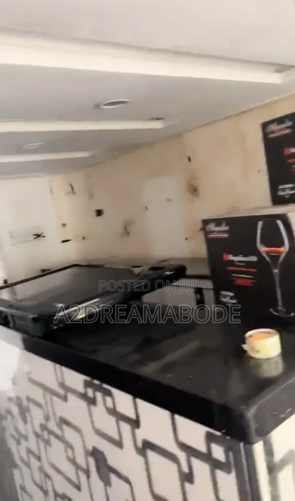 Massive, Executive Bar Lounge in Victoria Island