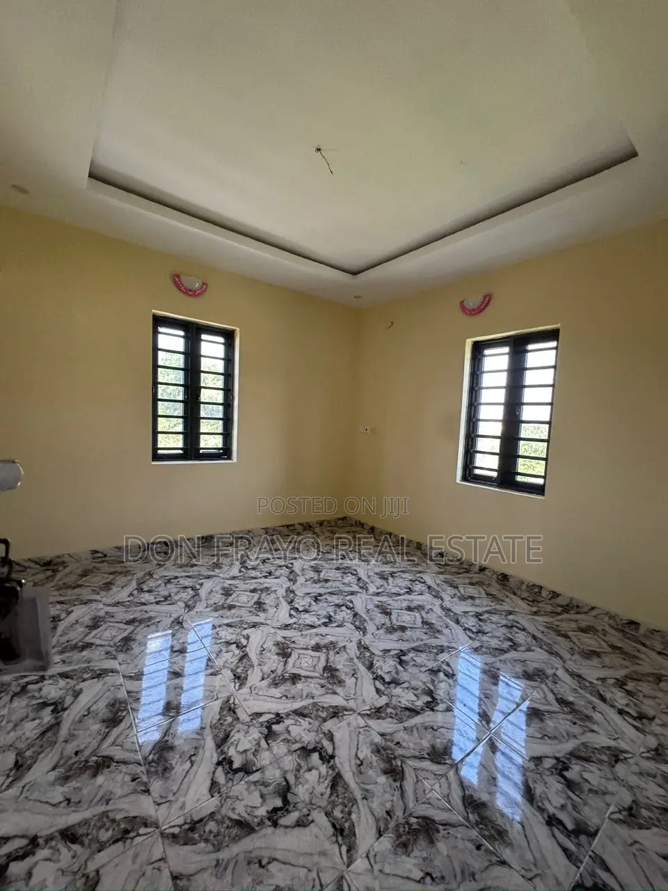 12bdrm Block of Flats in Akala Akobo Estate for sale in Akobo