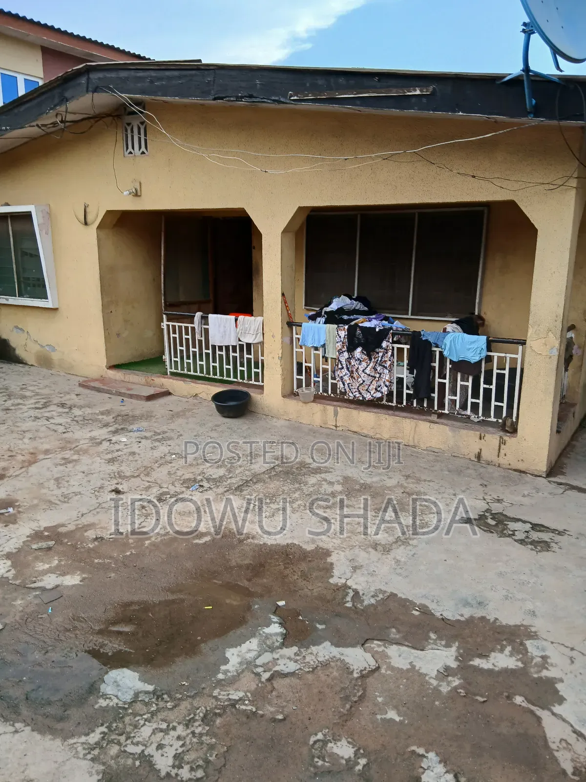 12bdrm Bungalow in Agege for sale in Agege