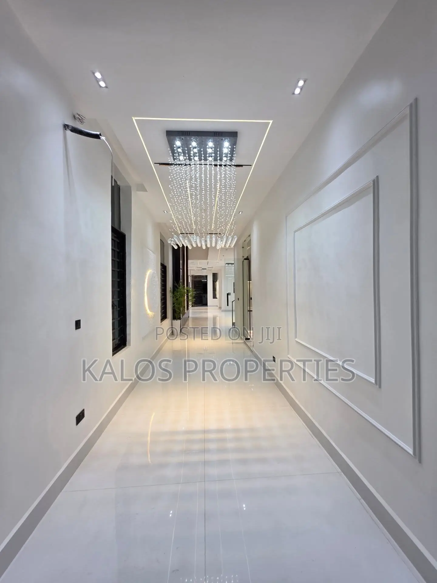 5bdrm Duplex in Chevron Toll Gate, Lekki Phase 2 for sale in Lekki Phase 2