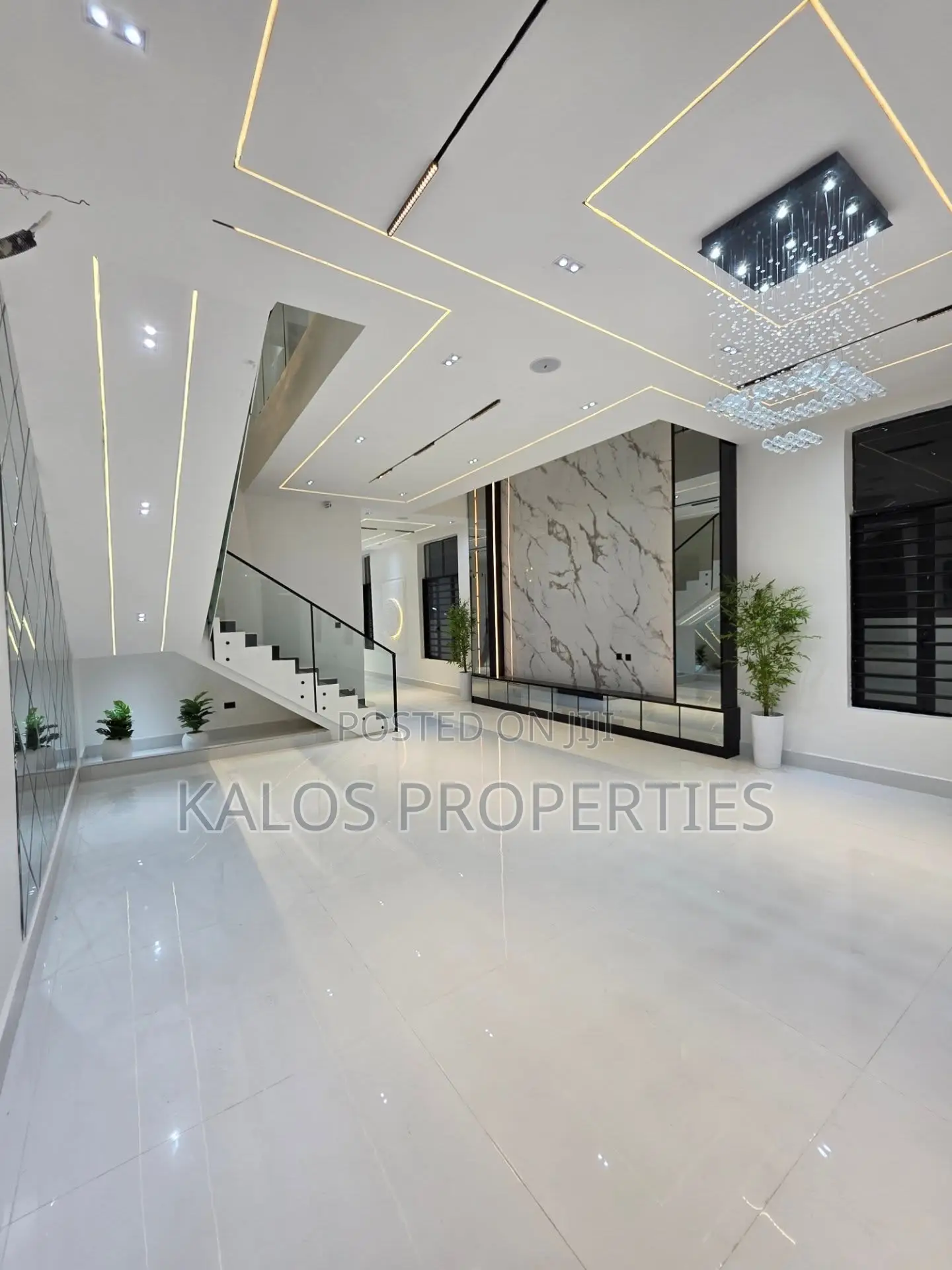 5bdrm Duplex in Chevron Toll Gate, Lekki Phase 2 for sale in Lekki Phase 2