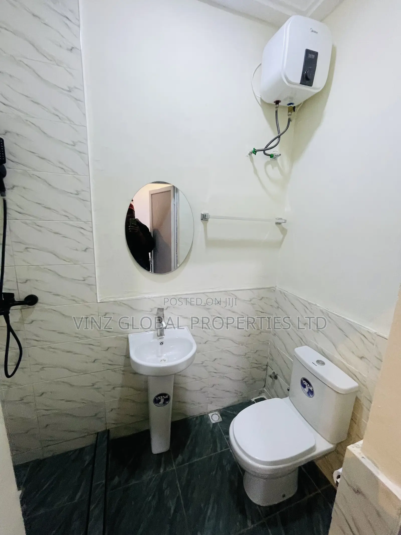 Exclusive Furnished 2 Bedroom(Self-Compound) With Excellent Facilities in Ajah