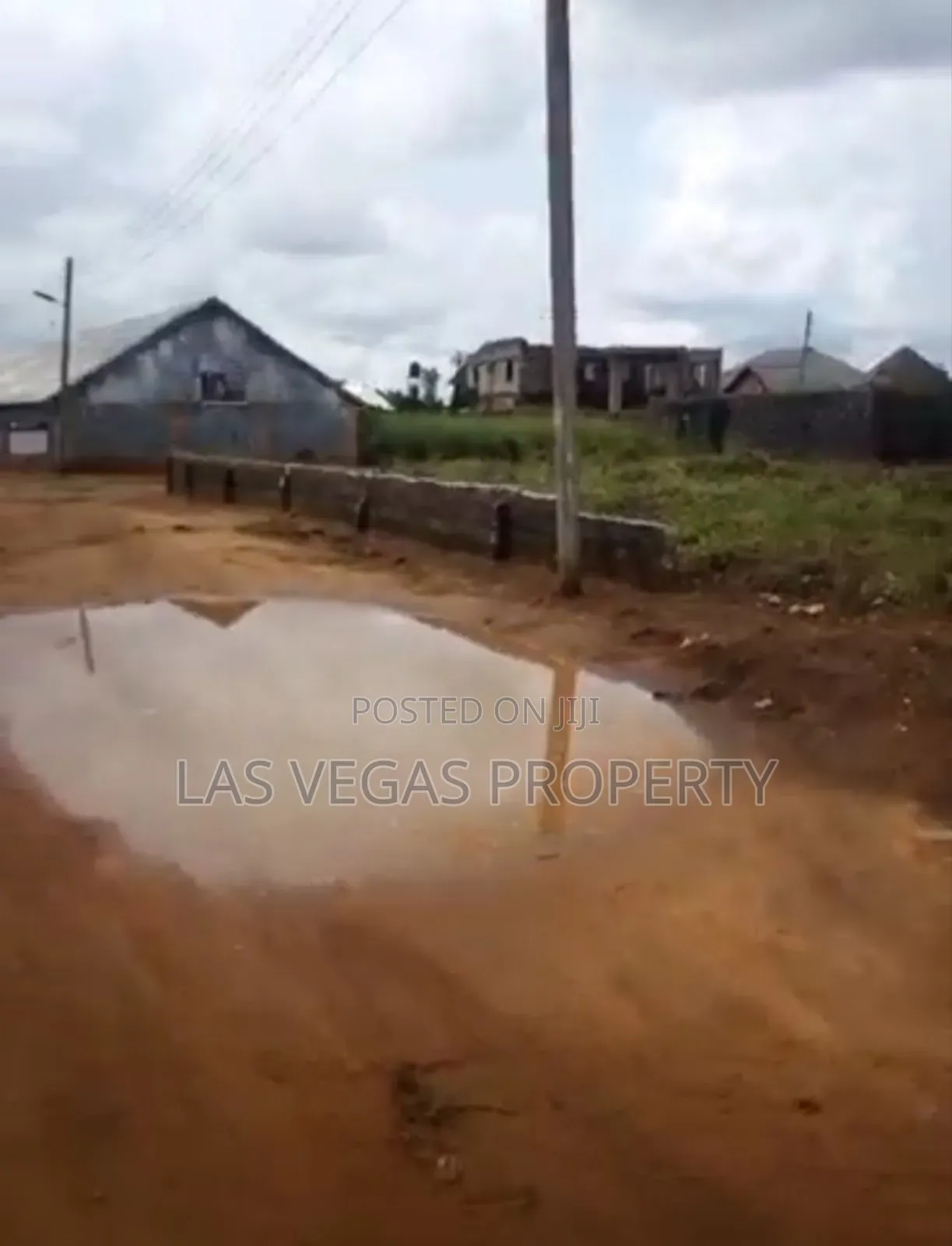 2 Plots of Land With Fence Advantage at Ulakwo Close to the Tarred in Owerri