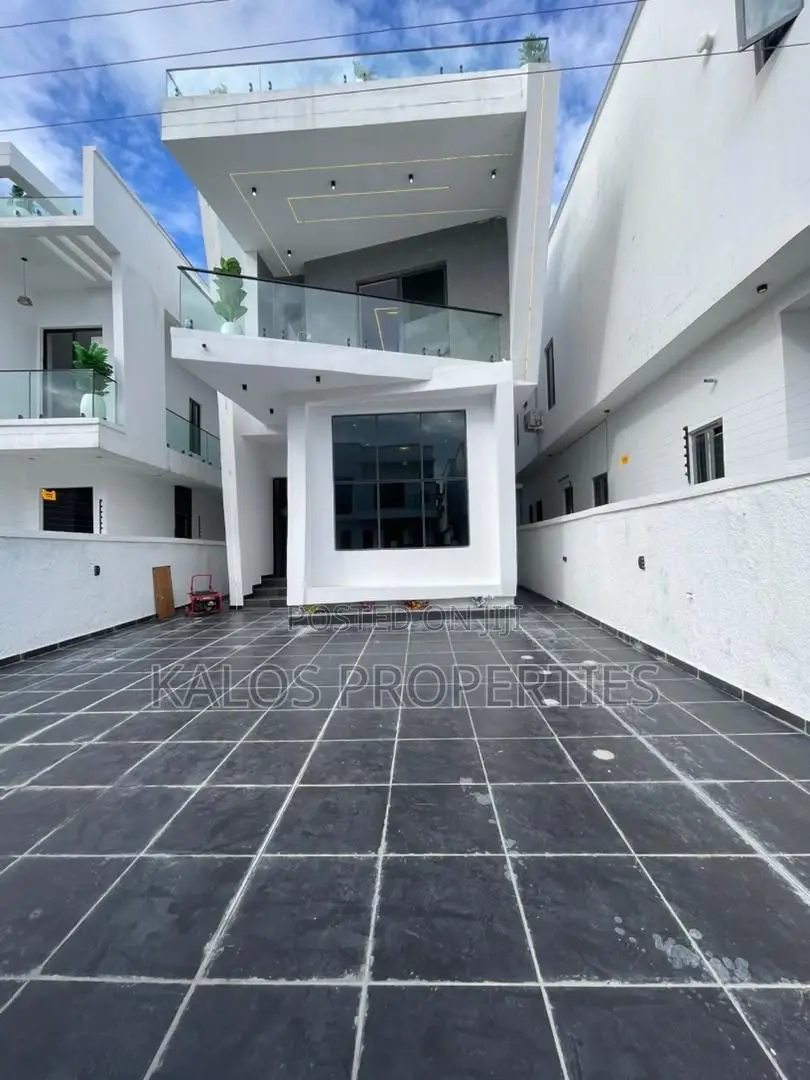 5bdrm Duplex in Lekki Palms City, Ado / Ajah for sale in Ado / Ajah