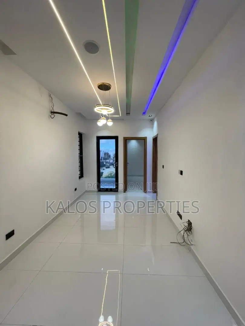 5bdrm Duplex in Lekki Palms City, Ado / Ajah for sale in Ado / Ajah
