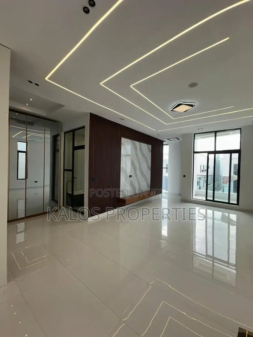 5bdrm Duplex in Lekki Palms City, Ado / Ajah for sale in Ado / Ajah