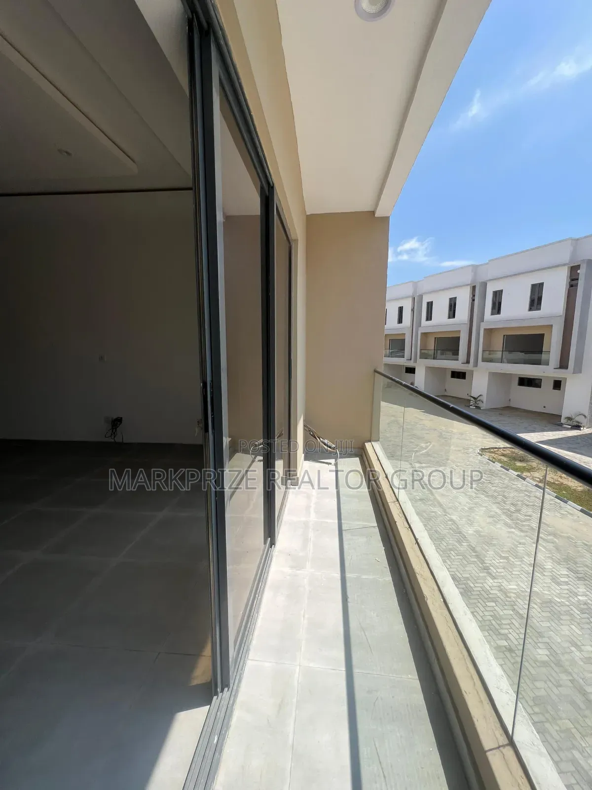 4bdrm Duplex in Ikate for sale in Ikate