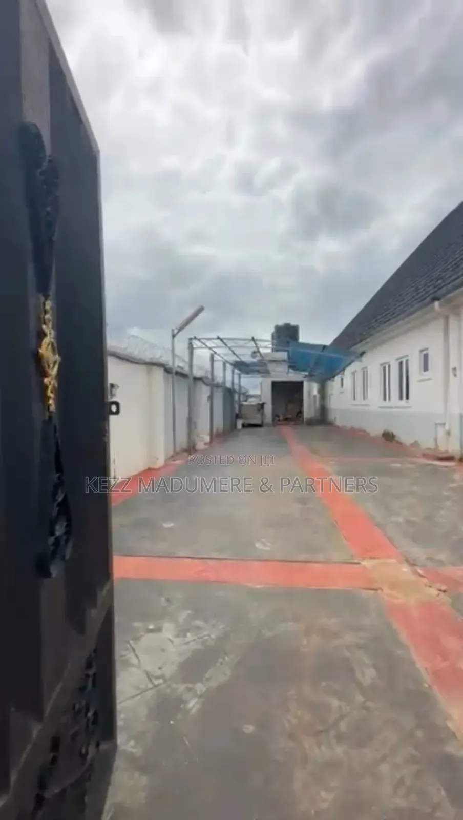 4bdrm Bungalow in Lodu , Umuahia , for sale in Umuahia