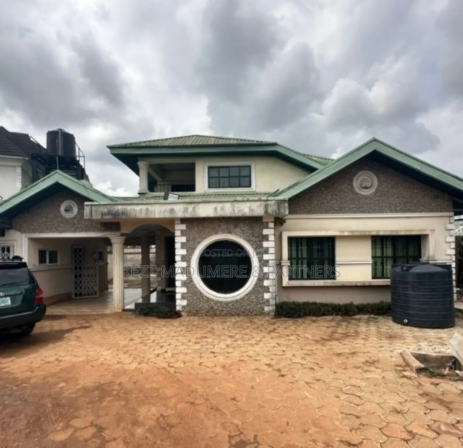 4bdrm Bungalow in Off Ikot Ekpene Rd for sale in Umuahia