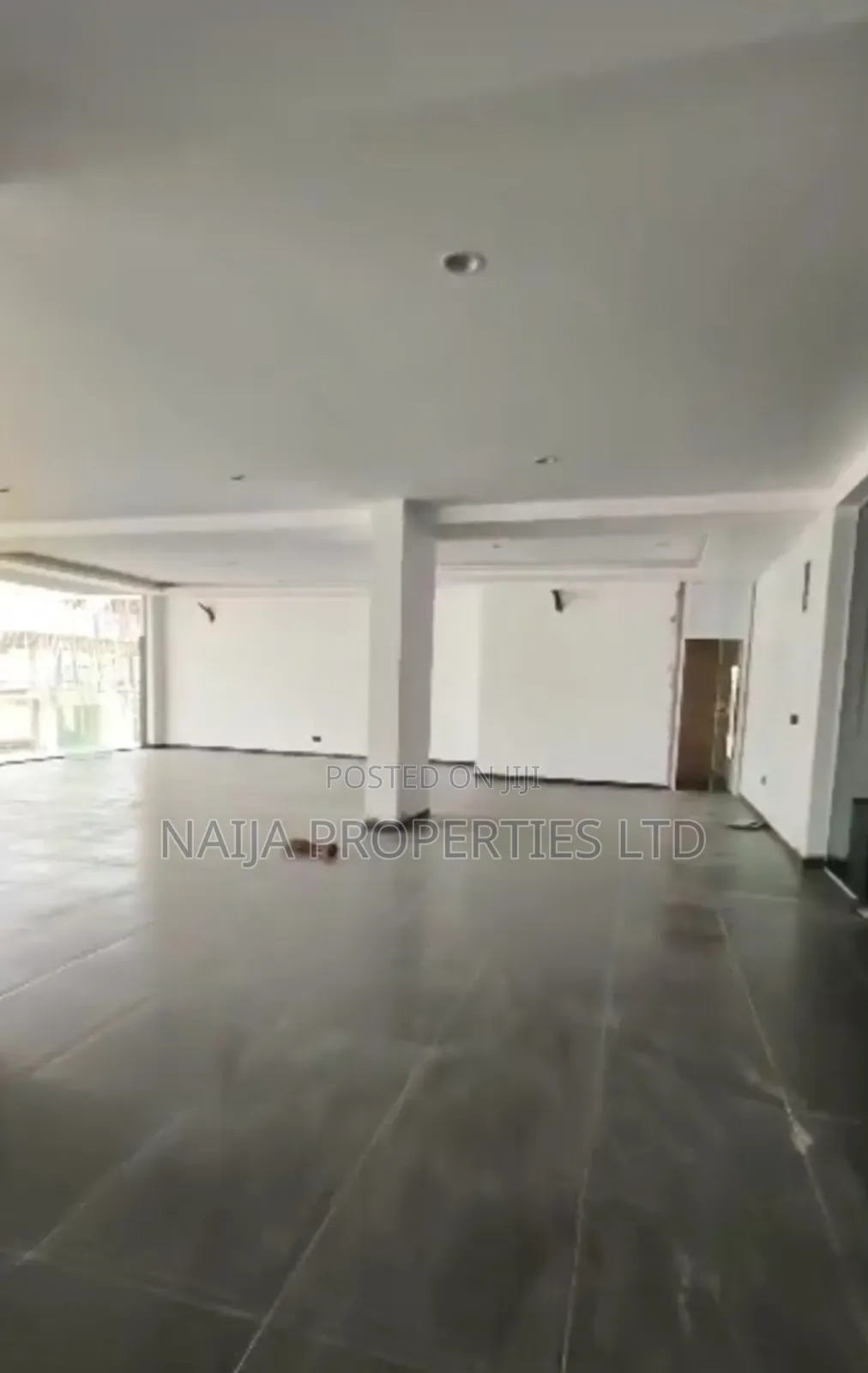 248sqm Office Space in Lekki Phase 1 for Rent in Lekki Phase 1